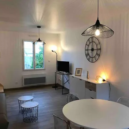 Le De Louise, Centre De Valery Appartement *