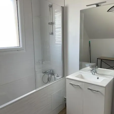 Le De Louise, Centre De Valery Appartement